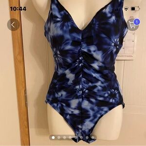 Aqua Green Sz S One PC Swimsuit VGUC 😊😊